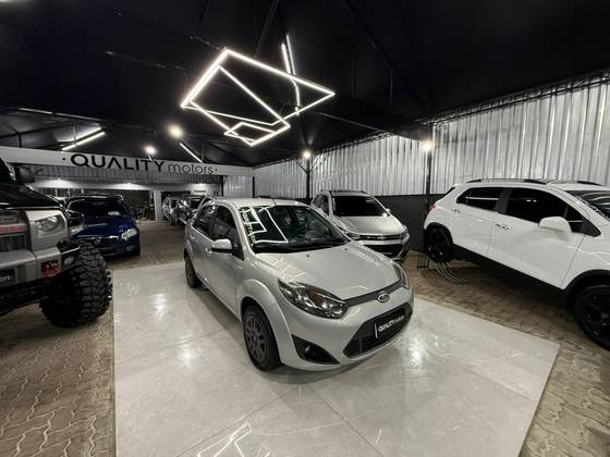 FORD FIESTA 1.6 MPI SEDAN 8V FLEX 4P MANUAL